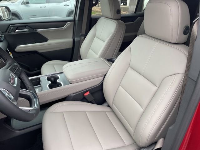 2026 GMC Acadia Elevation - Photo 10