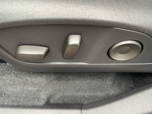 2026 GMC Acadia Elevation - Photo 14