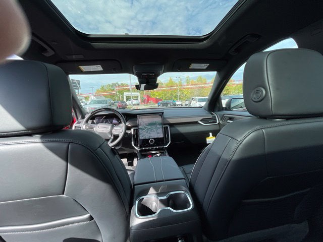 2027 GMC Acadia Denali - Photo 37