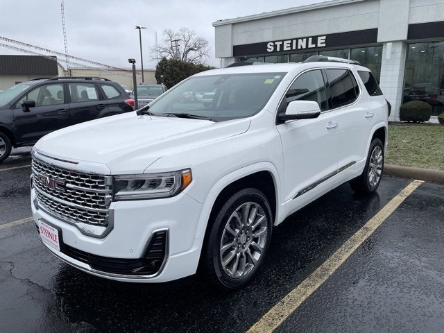 2023 GMC Acadia Denali