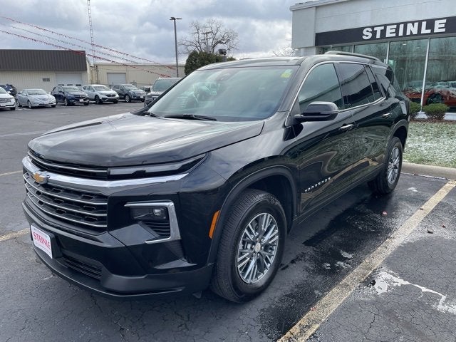 2025 Chevrolet Traverse LT