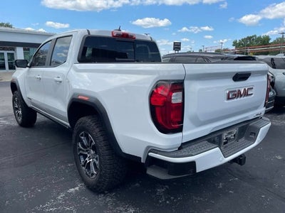 2024 GMC Canyon AT4