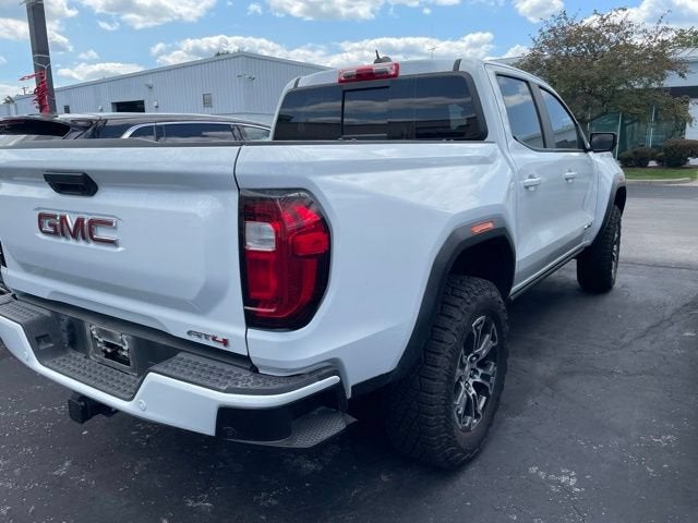 2024 GMC Canyon AT4