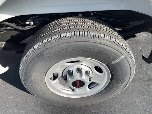 2025 GMC Savana Cargo 2500 Work Van