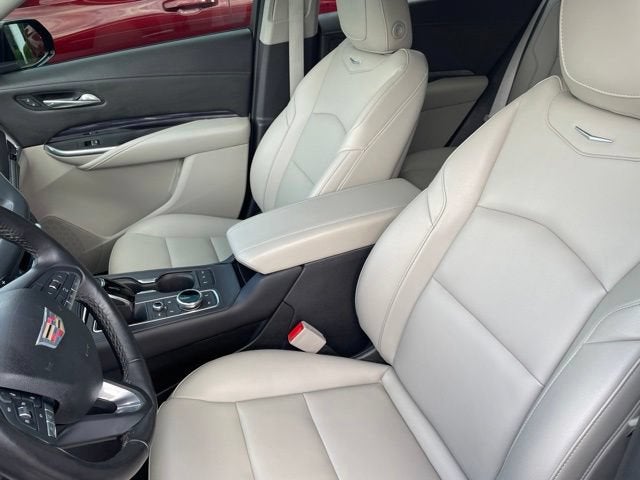 2020 Cadillac XT4 AWD Luxury