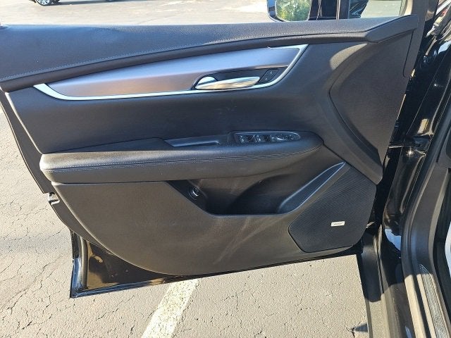 2022 Cadillac XT5 Luxury