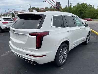 2025 Cadillac XT6 Premium Luxury