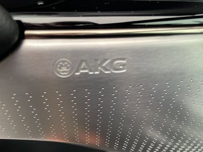 2024 Cadillac LYRIQ Luxury 3