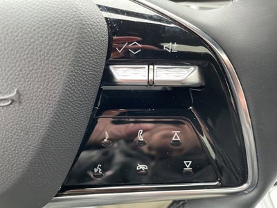 2024 Cadillac LYRIQ Luxury 3