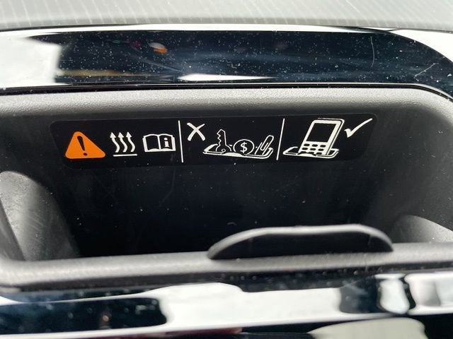 2024 Cadillac LYRIQ Luxury 3