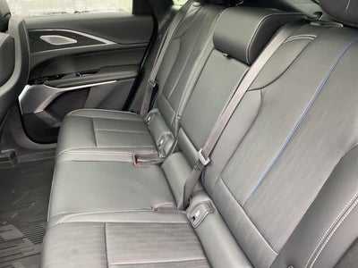 2024 Cadillac LYRIQ Luxury 3