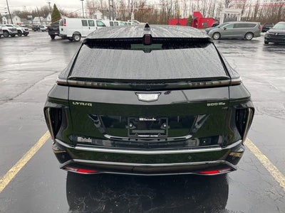 2024 Cadillac LYRIQ Luxury 3