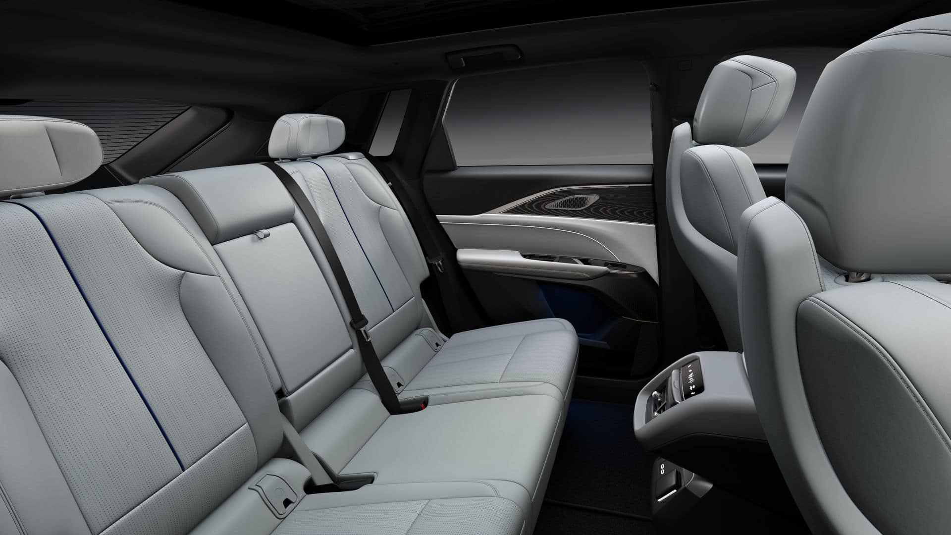 2025 Cadillac LYRIQ Luxury 3