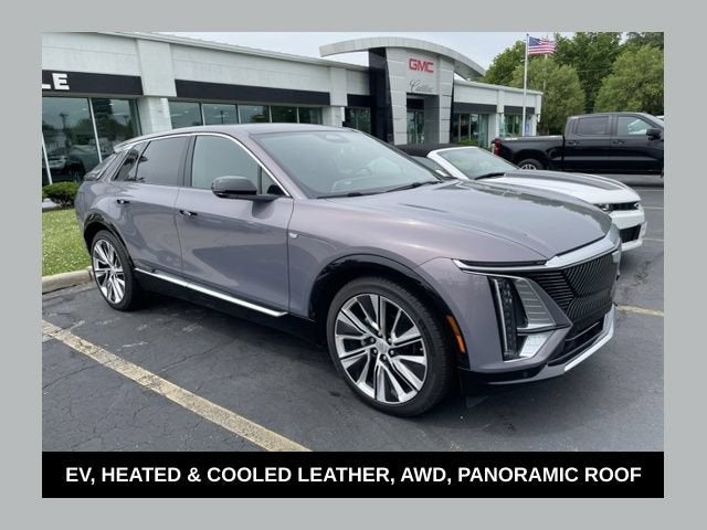 2025 Cadillac LYRIQ Luxury 3