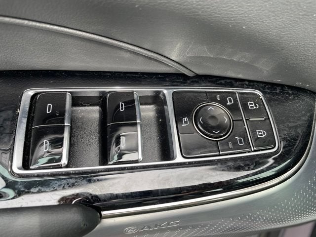 2025 Cadillac LYRIQ Luxury 3