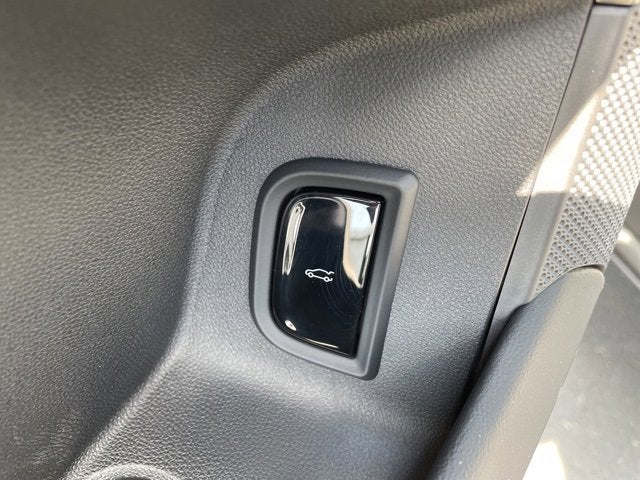 2024 Cadillac LYRIQ Sport 1