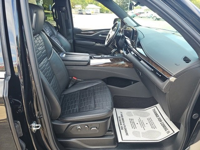 2024 Cadillac Escalade ESV Premium Luxury Platinum