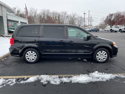 2017 Dodge Grand Caravan SE