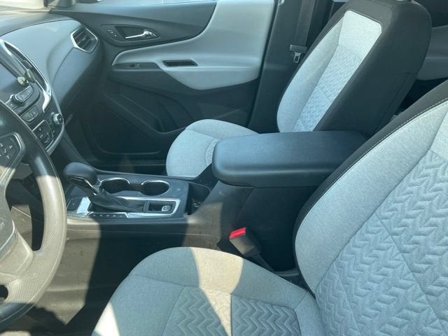 Used 2022 Chevrolet Equinox LS with VIN 2GNAXSEV2N6152514 for sale in Fremont, OH