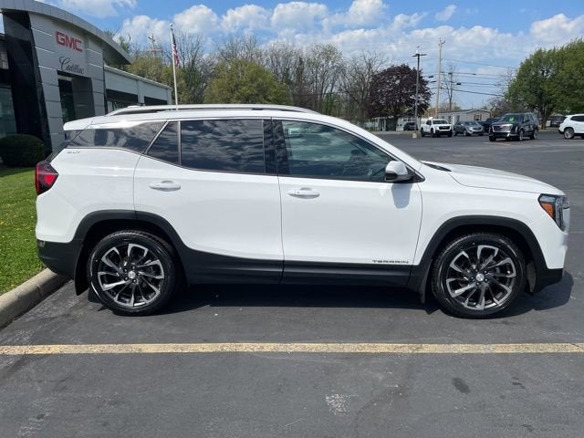 2022 GMC Terrain SLT
