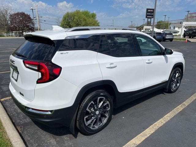 2022 GMC Terrain SLT