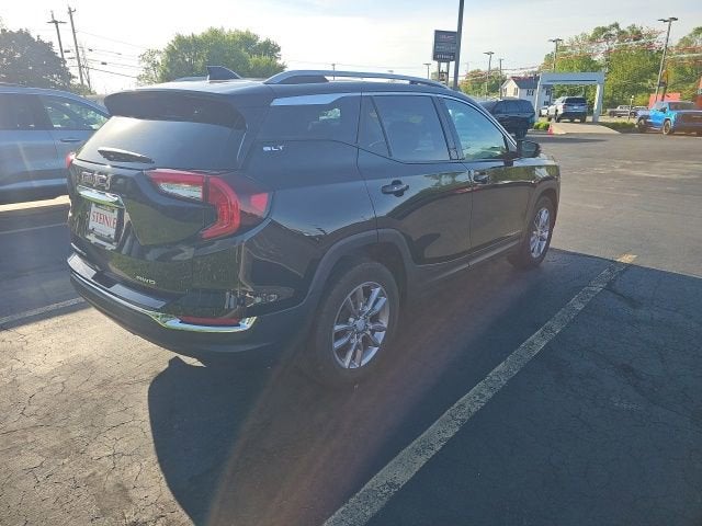 2022 GMC Terrain SLT