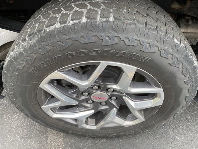 2023 GMC Sierra 1500 SLE