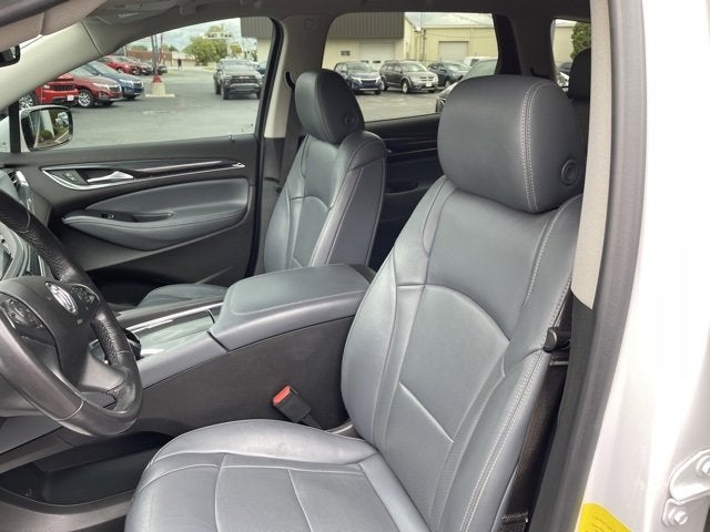 2021 Buick Enclave Essence