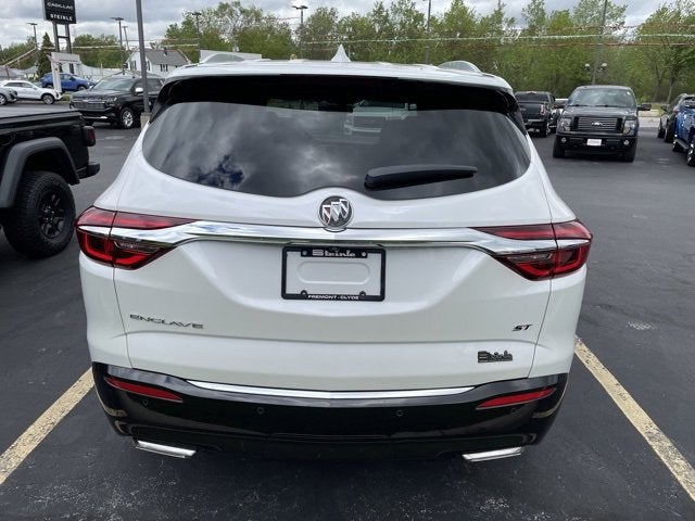 2021 Buick Enclave Essence