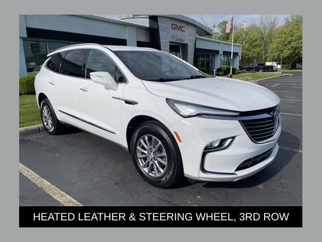 2023 Buick Enclave Essence