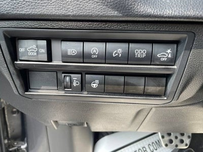 2022 Toyota Tundra 4WD SR5