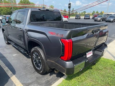 2022 Toyota Tundra 4WD SR5
