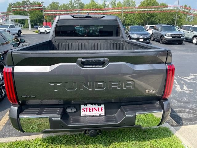 2022 Toyota Tundra 4WD SR5