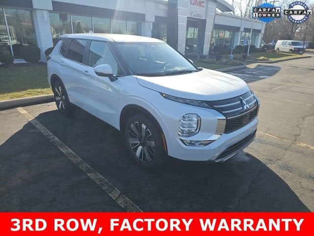 2025 Mitsubishi Outlander SE