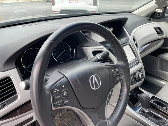 2017 Acura RLX w/Technology Pkg